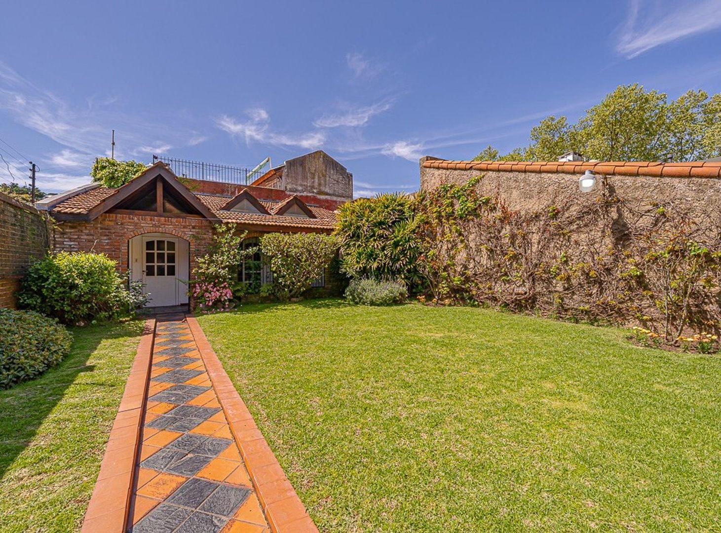 Foto de IMPECABLE CASA 250 M2 6 AMBIENTES FLORIDA, imagen 5