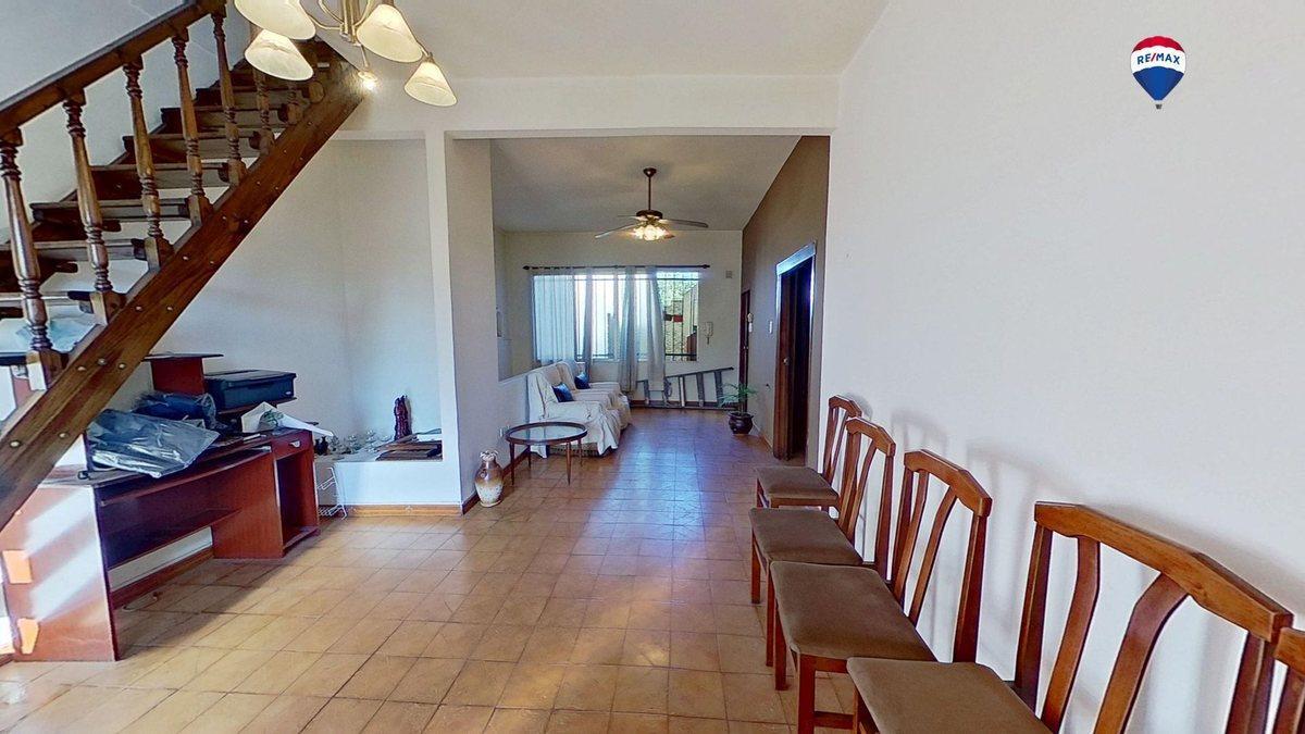 Foto de VENTA PH 4 AMBIENTES CIUDADELA SIN EXPENSAS FRENTE, imagen 1