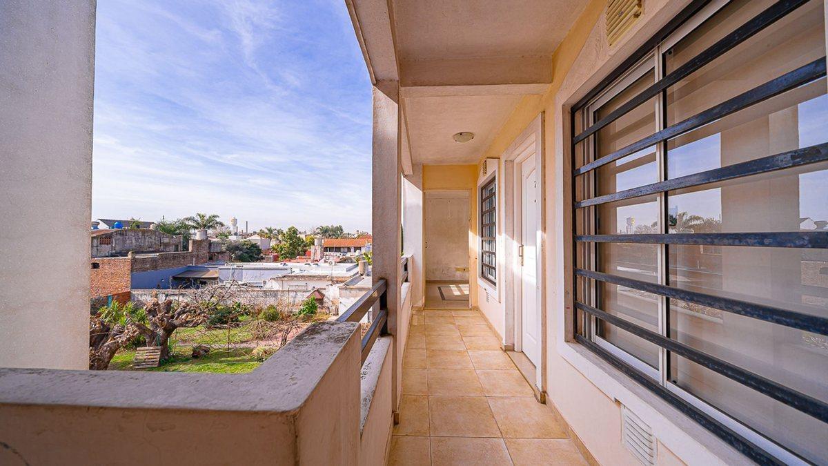 Foto de VENTA DEPARTAMENTO DOS AMBIENTES RAMOS MEJIA, imagen 4