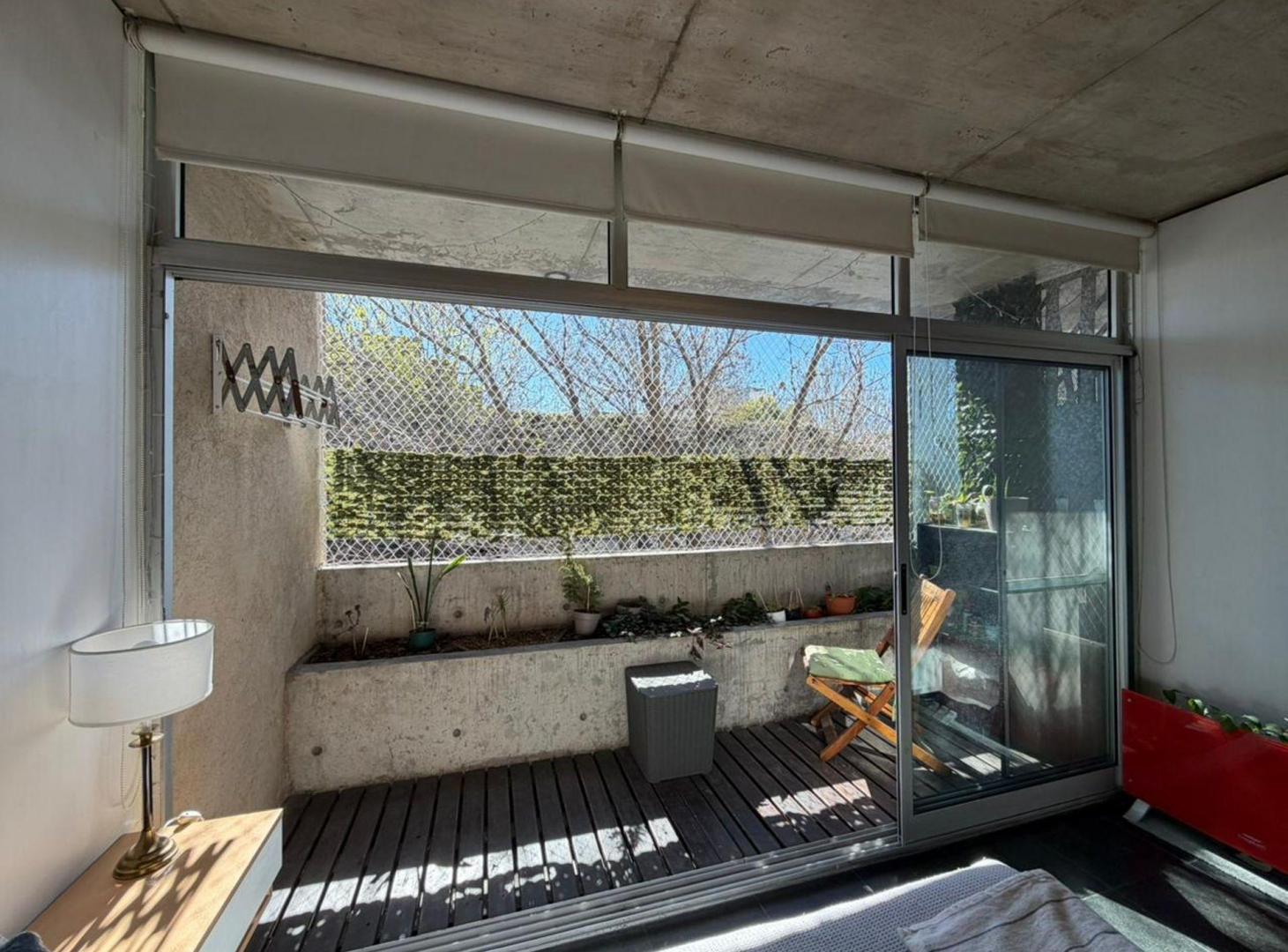 Foto de DEPTO MONOAMBIENTE VENTA MONTE CASTRO CON BALCON, imagen 2