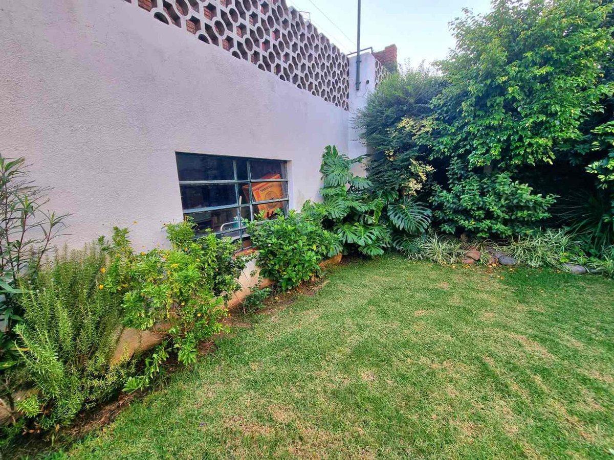 Foto de VENTA CASA 4 AMBIENTES VILLA LYNCH EXCELENTE, imagen 4