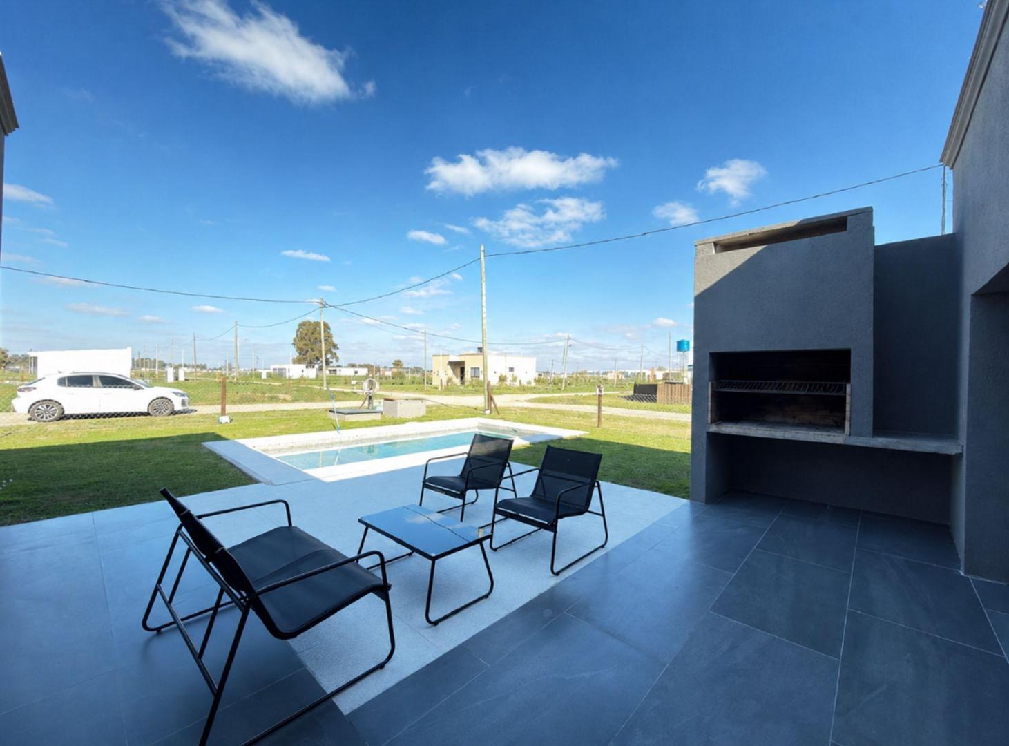 Foto de CASA 3 AMBIENTES BARRIO PRIVADO EL CANDIL JOVEN, imagen 1