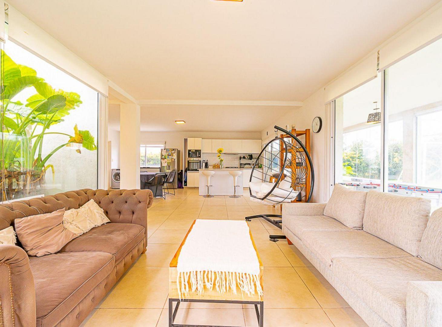 Foto de VENTA CASA 6 AMBIENTES HARAS SANTA MARIA, imagen 1