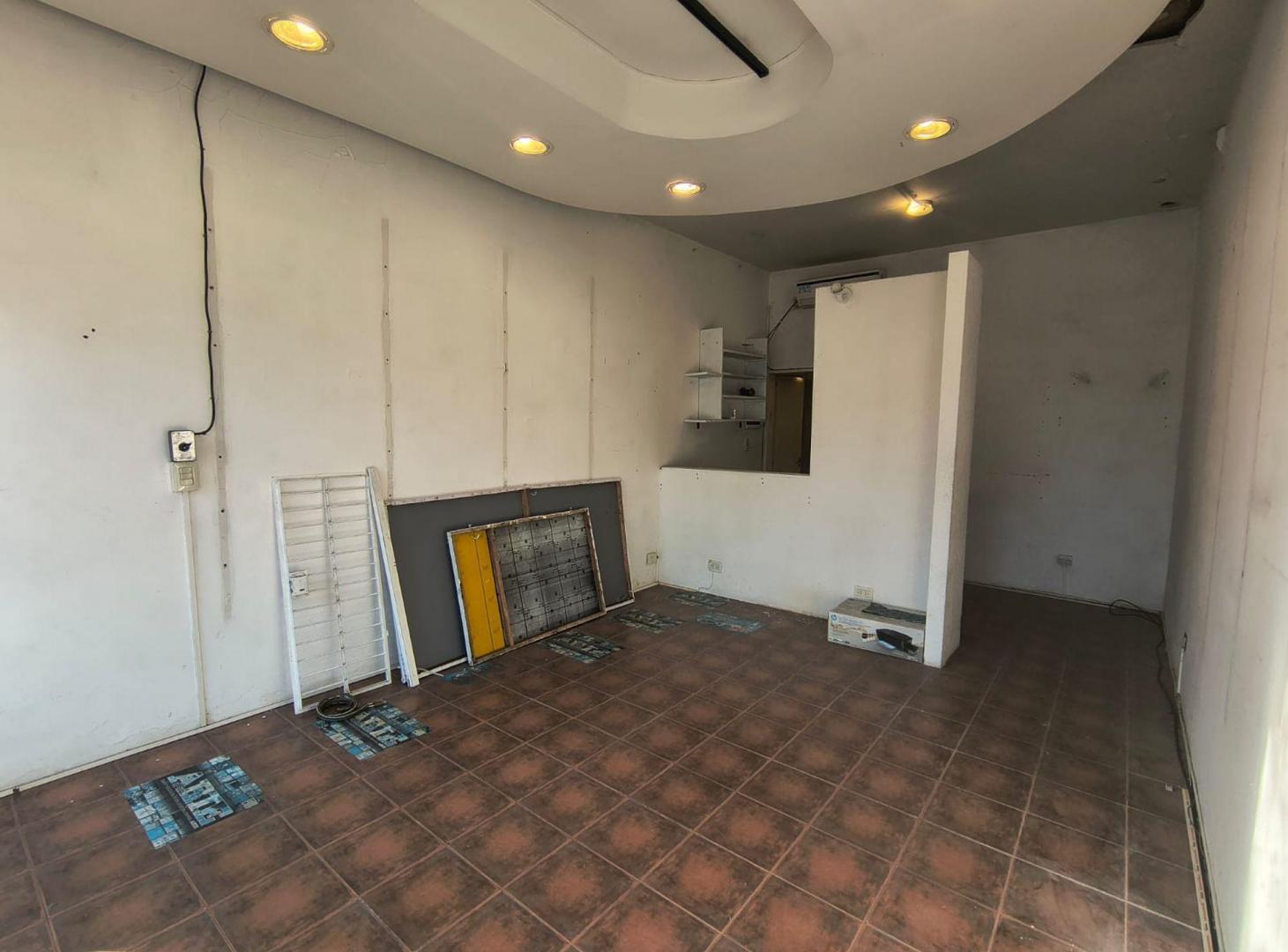 Foto de Local de 25 m² en venta en Martínez, imagen 2