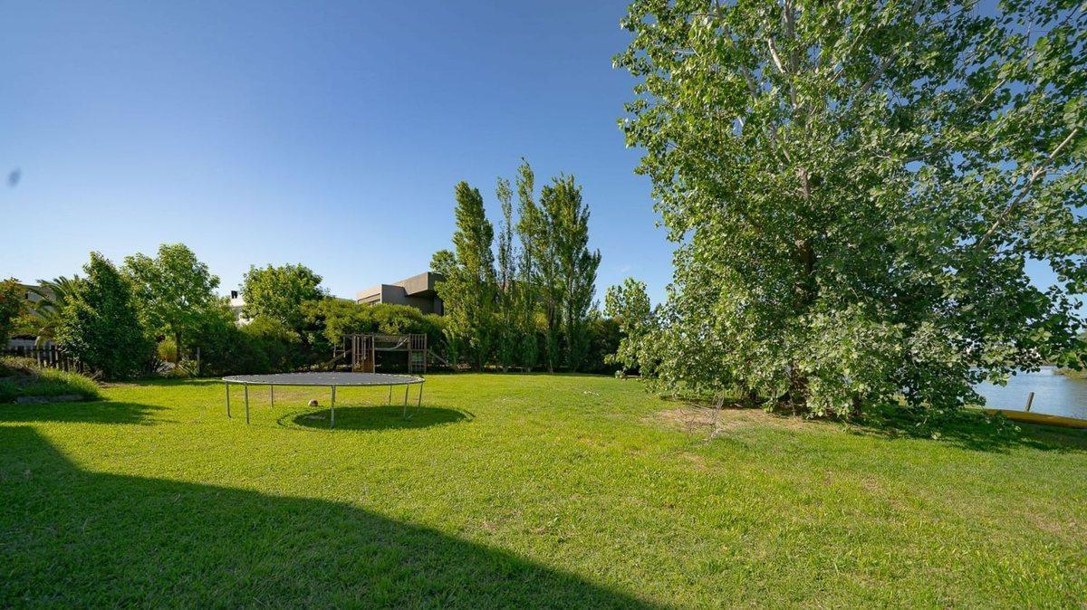 Foto de VENTA LOTE EN EL BARRIO EL CANTON ISLA A LA LAGUNA, imagen 3