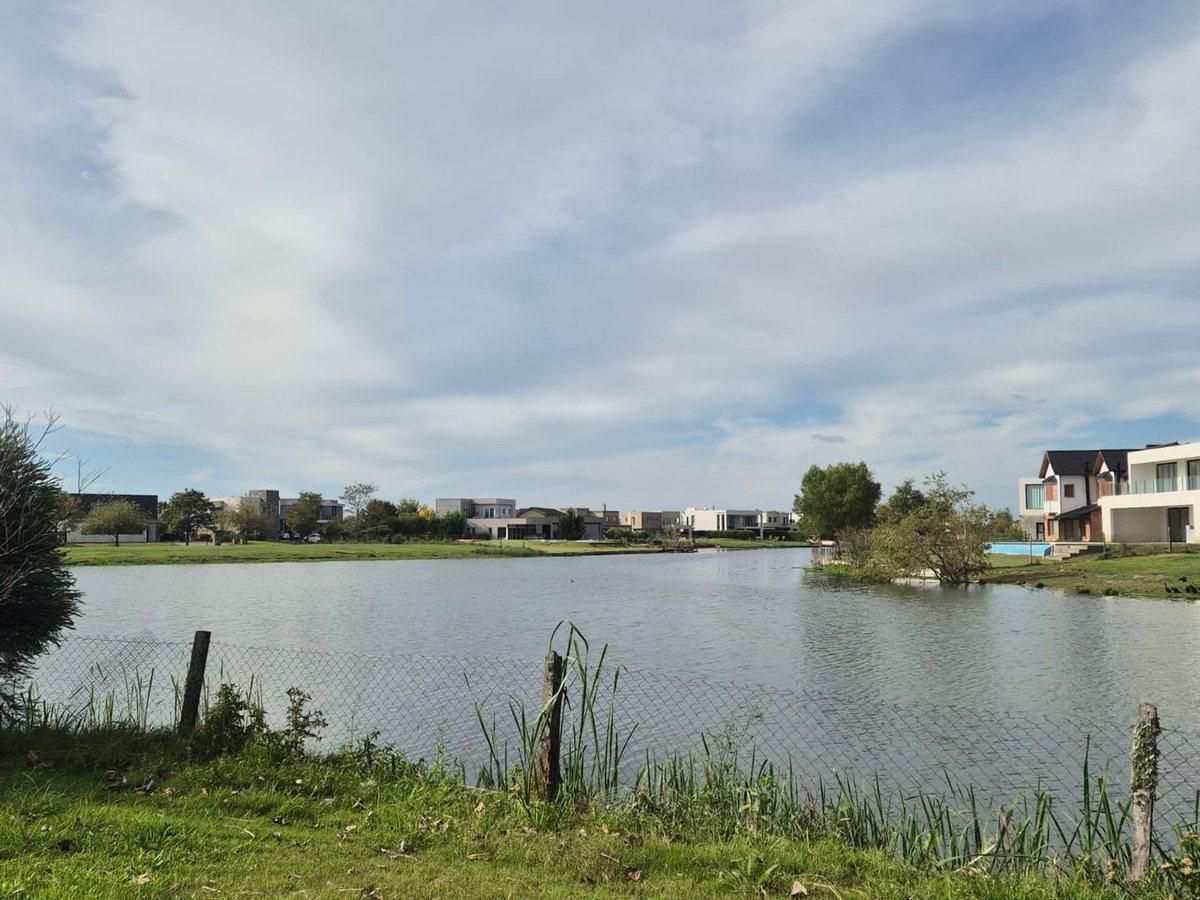 Foto de VENTA LOTE EN EL BARRIO EL CANTON ISLA A LA LAGUNA, imagen 4