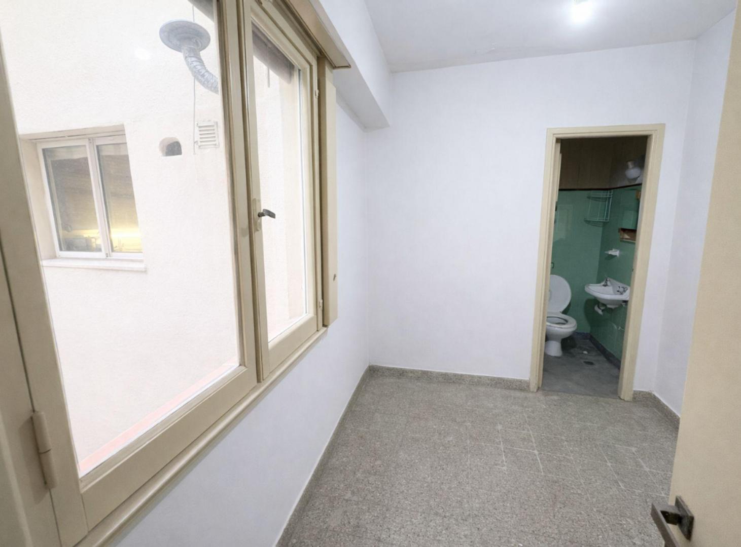 Foto de 3 AMBIENTES CON DEPENDENCIA VENTA COLEGIALES CABA, imagen 4