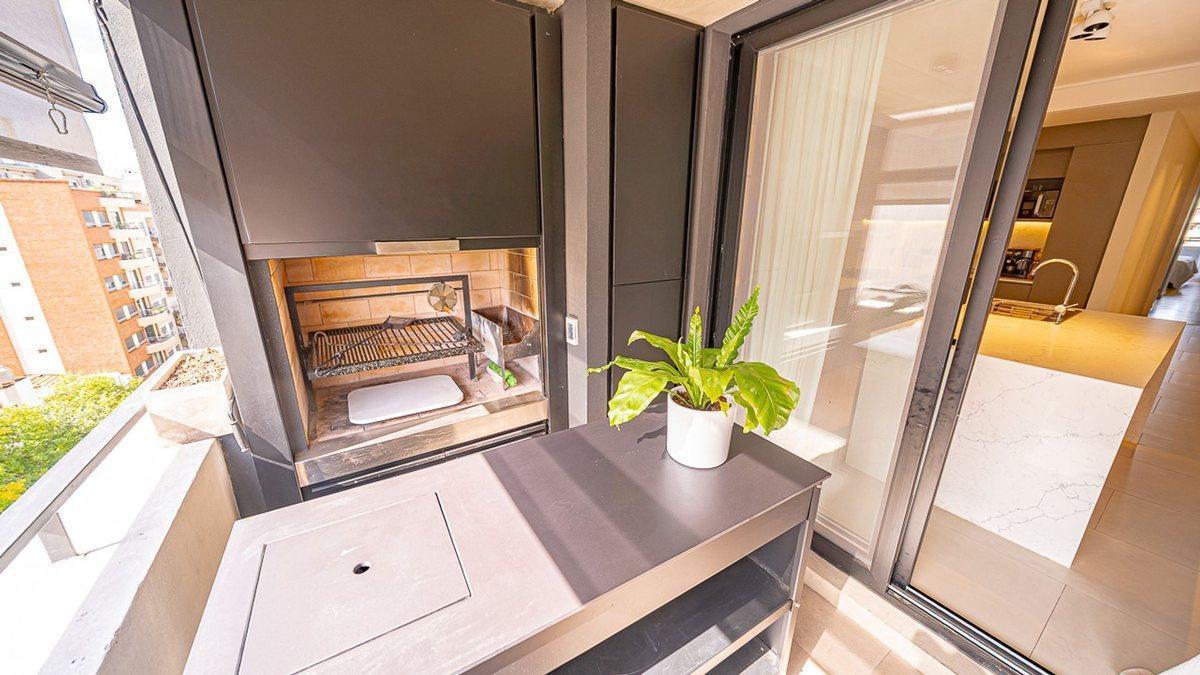 Foto de DEPARTAMENTO VENTA CABALLITO 4 AMB CON 2 COCHERAS, imagen 2