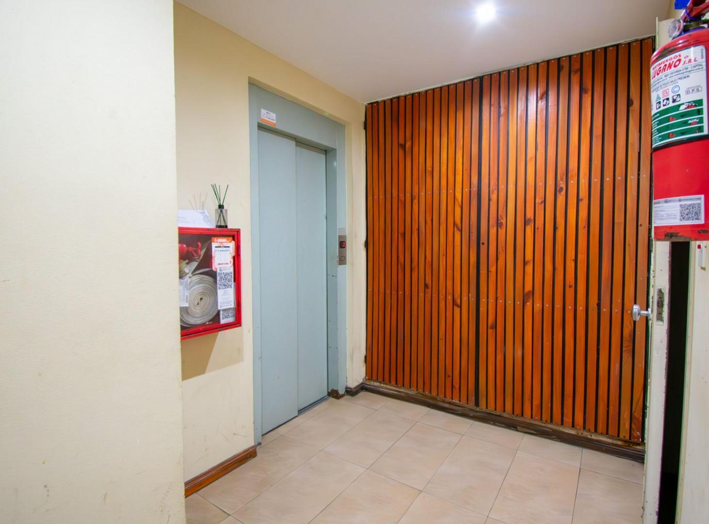 Foto de Venta Monoambiente Frente Balcón Villa Pueyrredon, imagen 1