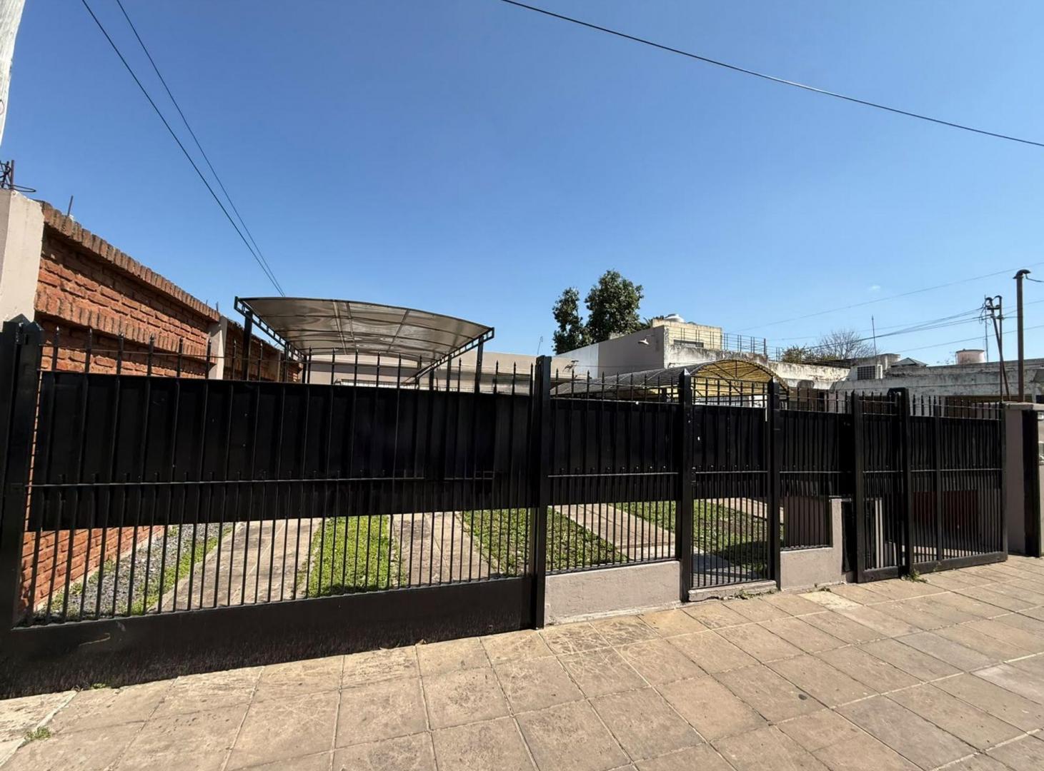 Foto de VENTA CASA 4 AMBIENTES MAS DEPARTAMENTO MERLO, imagen 2