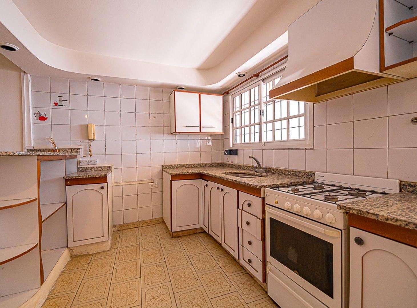 Foto de VENTA DUPLEX 3 AMBIENTES MORON PATIO COCHERA, imagen 5
