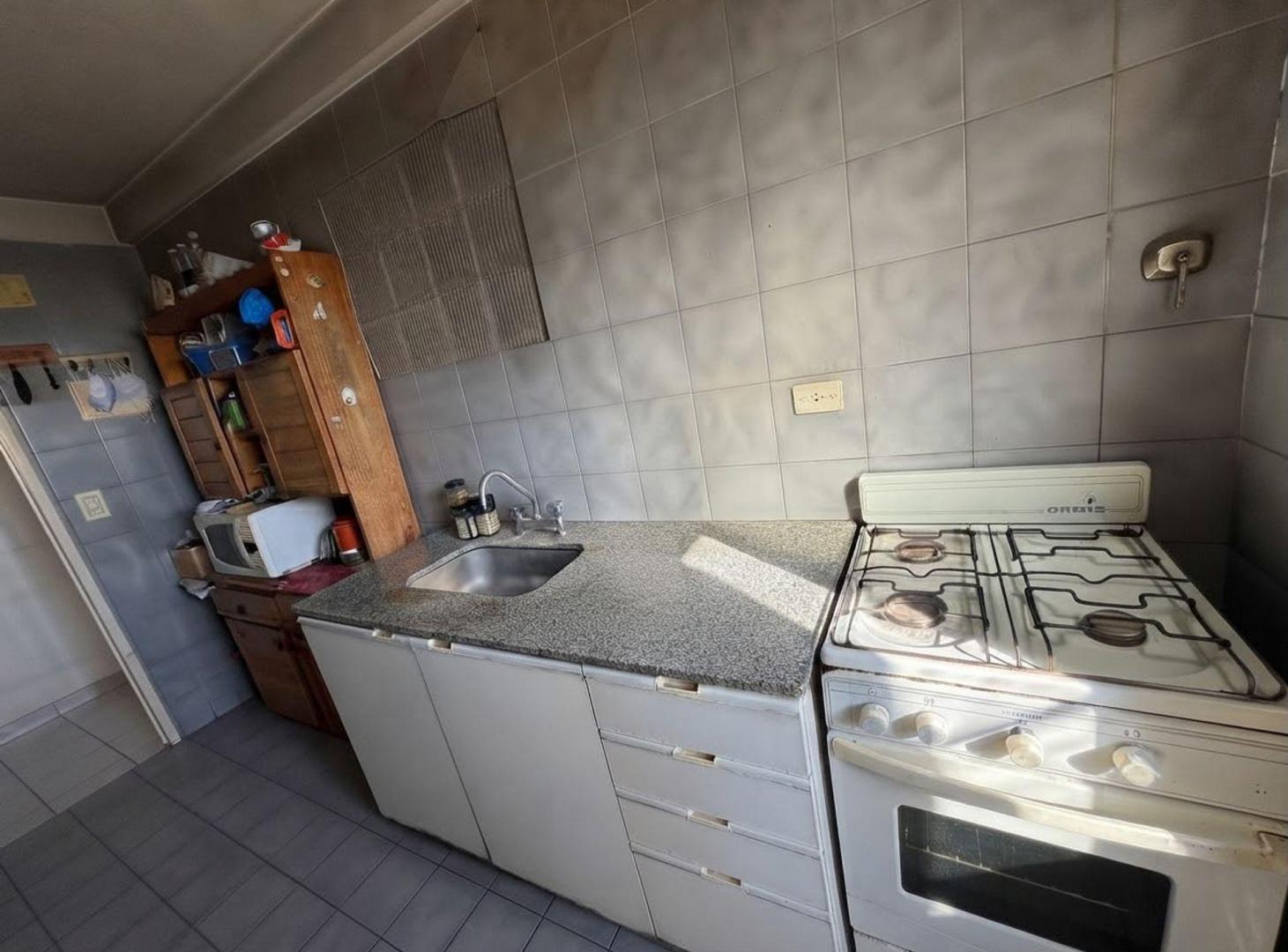 Foto de VENTA DEPARTAMENTO 3 AMB CON BAULERA EN VILLA LURO, imagen 4