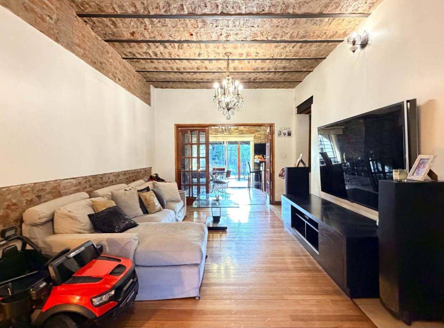 Foto de CASA PILETA QUINCHO JARDIN APTO CREDITO VILLA LURO, imagen 3
