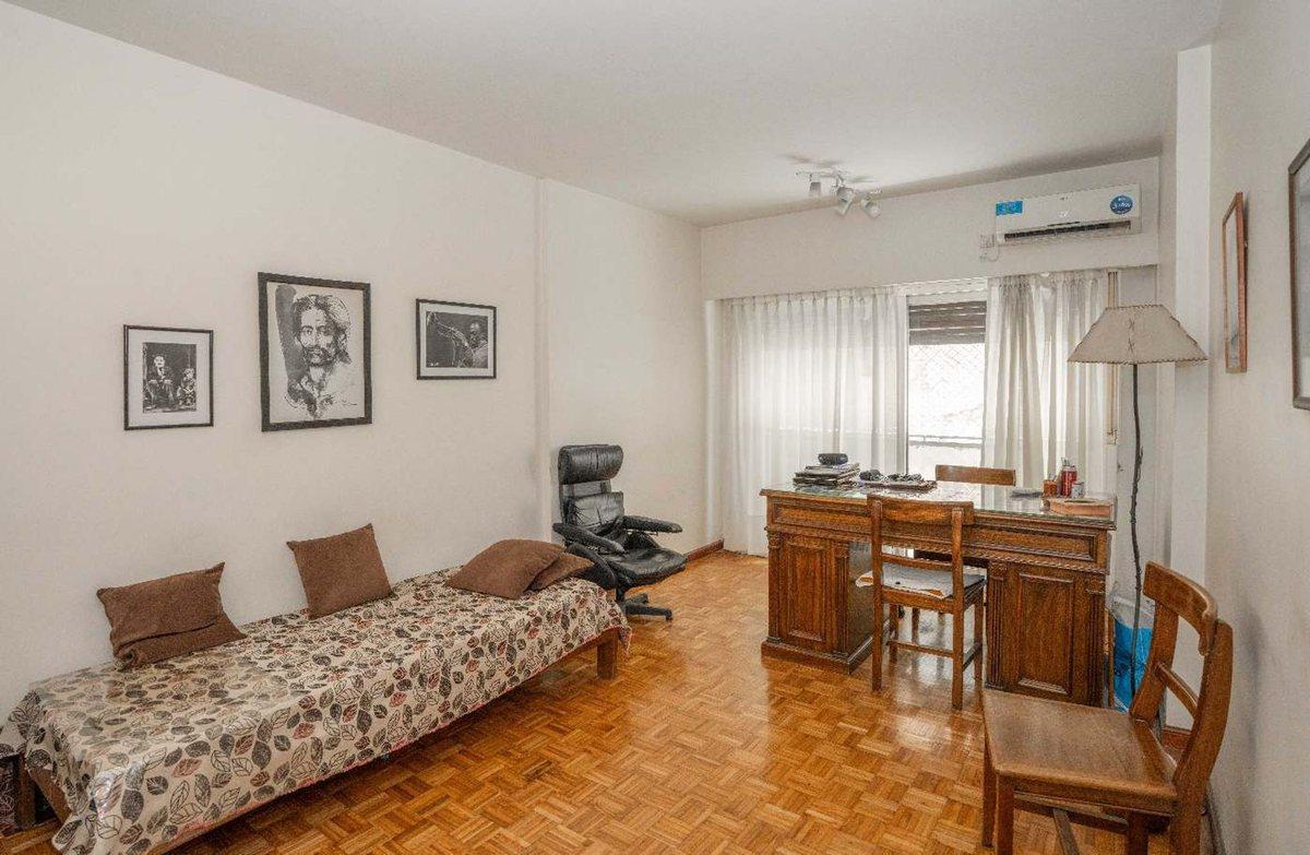 Foto de VENTA DEPARTAMENTO DOS AMBIENTES ALMAGRO, imagen 1