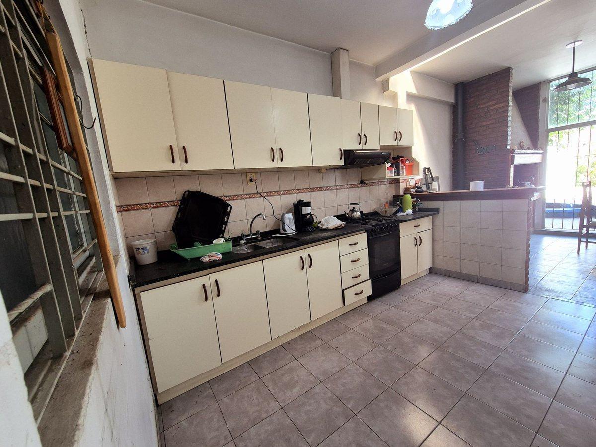 Foto de VENTA CASA 4 AMBIENTES MERLO PATIO PISCINA, imagen 2