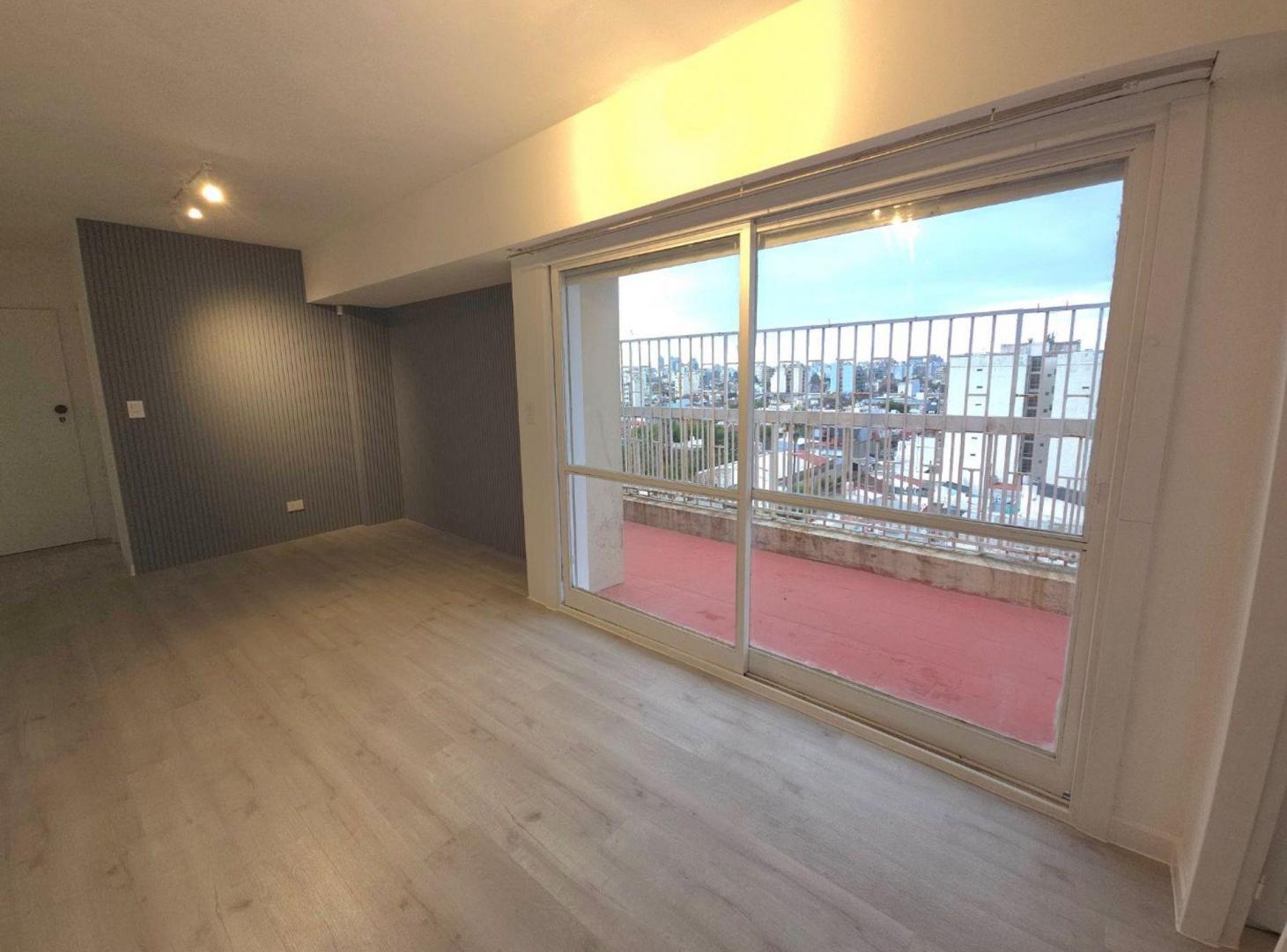 Foto de VENTA DPTO 3 AMBIENTES VILLA DEL PARQUE RECICLADO, imagen 2