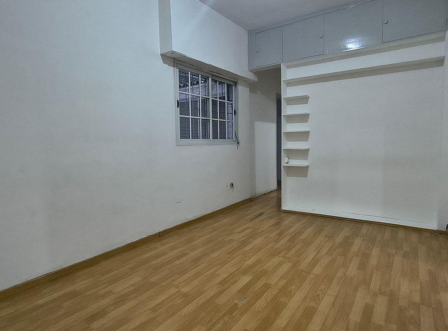 Foto de DEPARTAMENTO 4 AMBIENTES ALQUILER VILLA DEL PARQUE, imagen 3