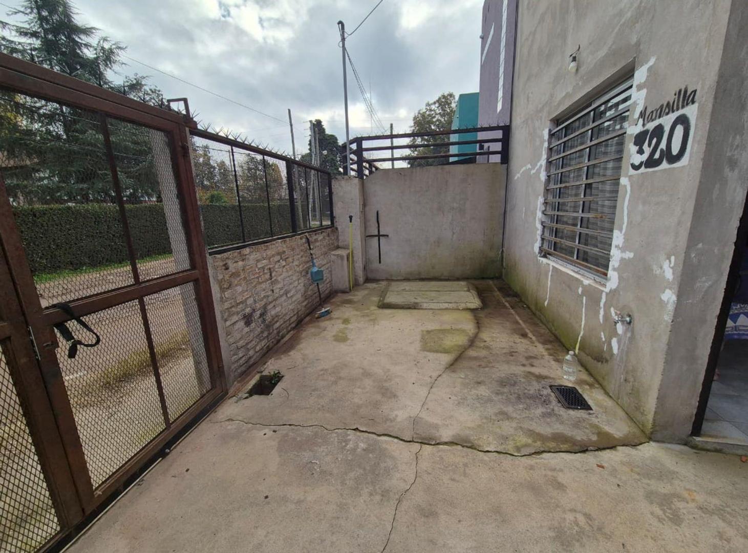 Foto de VENTA PH 3 AMBIENTES CON PATIO GENERAL RODRIGUEZ, imagen 3