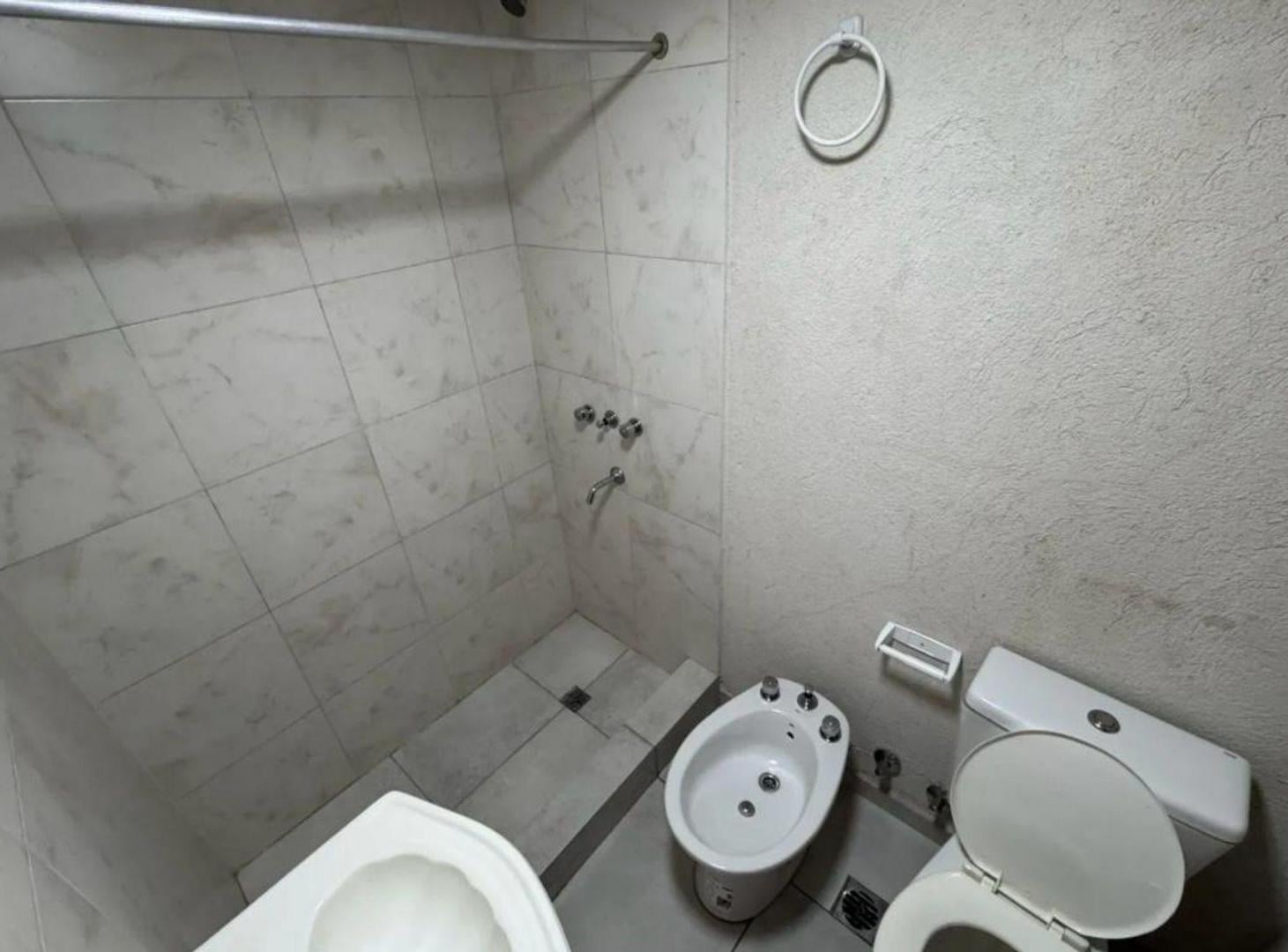 Foto de ALQUILER DEPARTAMENTO 2 AMBIENTES HAEDO BALCON, imagen 1