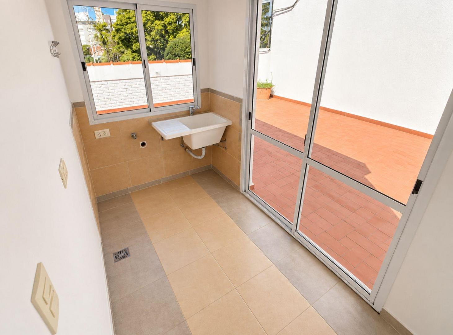 Foto de VENTA PH 3 AMBIENTES RAMOS MEJIA 160 MTS TERRAZA, imagen 5