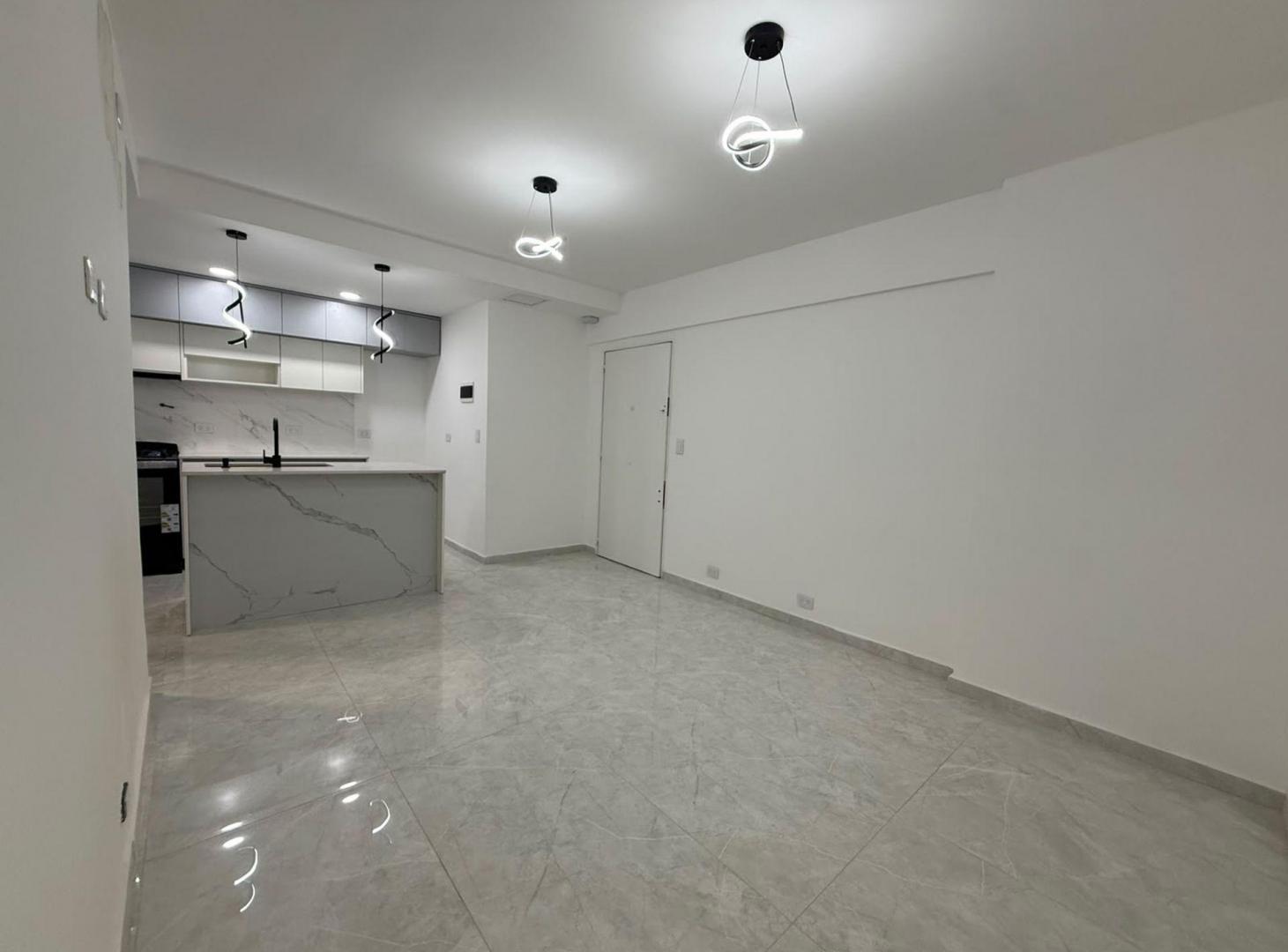 Foto de VENTA PH 2 AMBIENTES PATIO APTO CREDITO RECOLETA, imagen 1