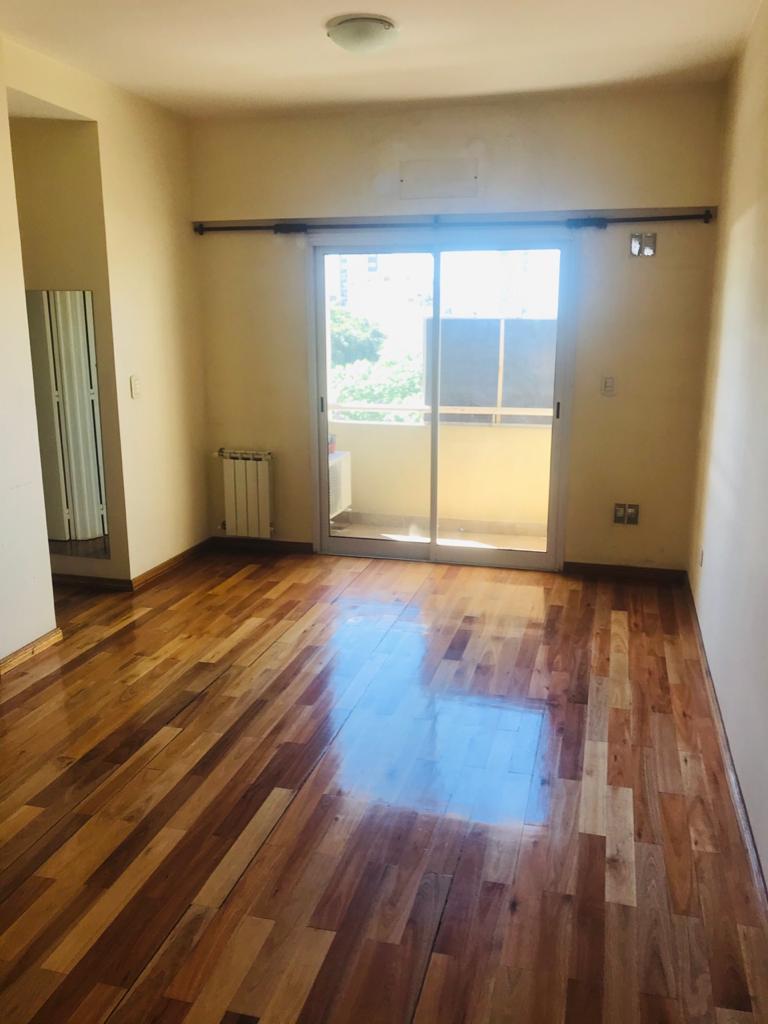 DEPARTAMENTO 2 AMBIENTES AMPLIOS BANFIELD ESTE