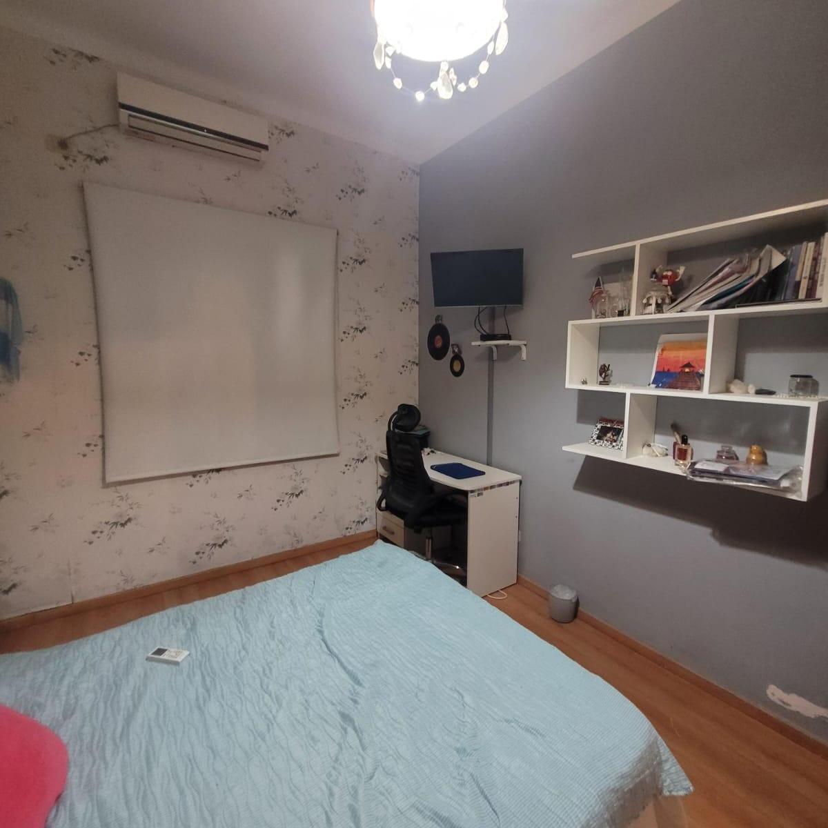 Foto de EXCELENTE CASA EN BANFIELD A 12 CUADRAS ESTACION, imagen 4