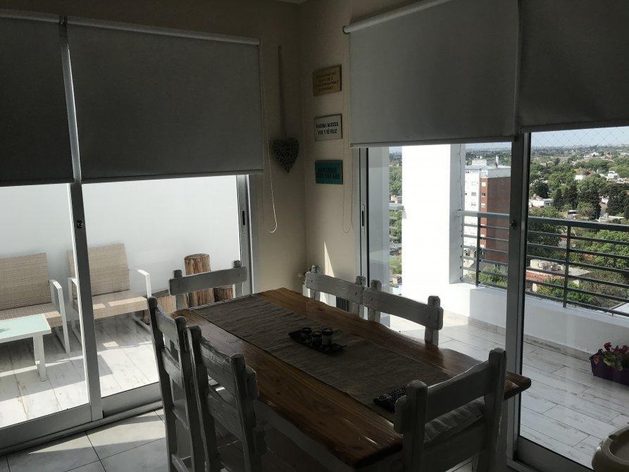 Foto de NUEVO VALOR!! EXCELENTE SEMI PISO DE 3 AMB CON AMPLIOS BALCONES Y, imagen 2