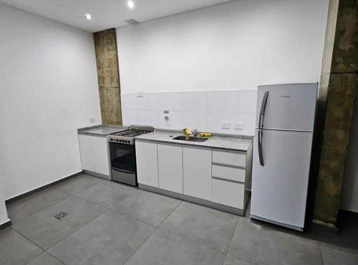 EXCELENTE MONOAMBIENTE CON BALCON TERRAZA  4