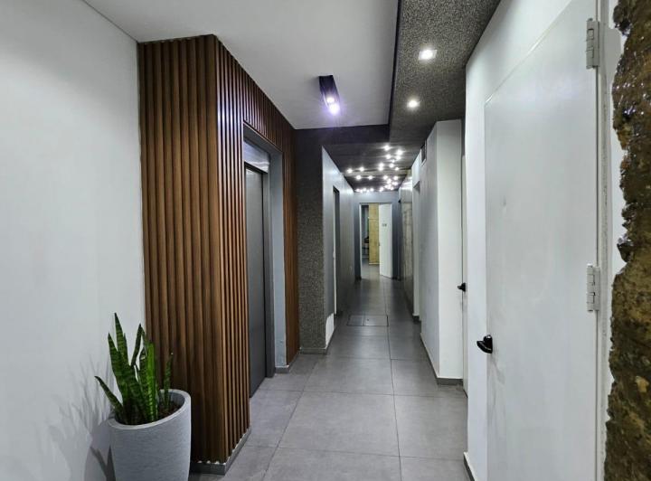 EXCELENTE MONOAMBIENTE CON BALCON TERRAZA  2