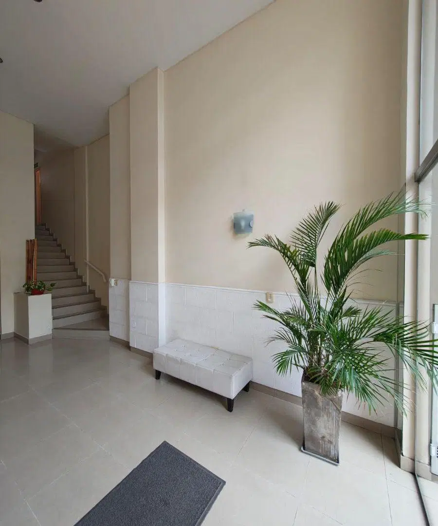 Departamento de 2 ambientes en alquiler. Banfield Centro. 4