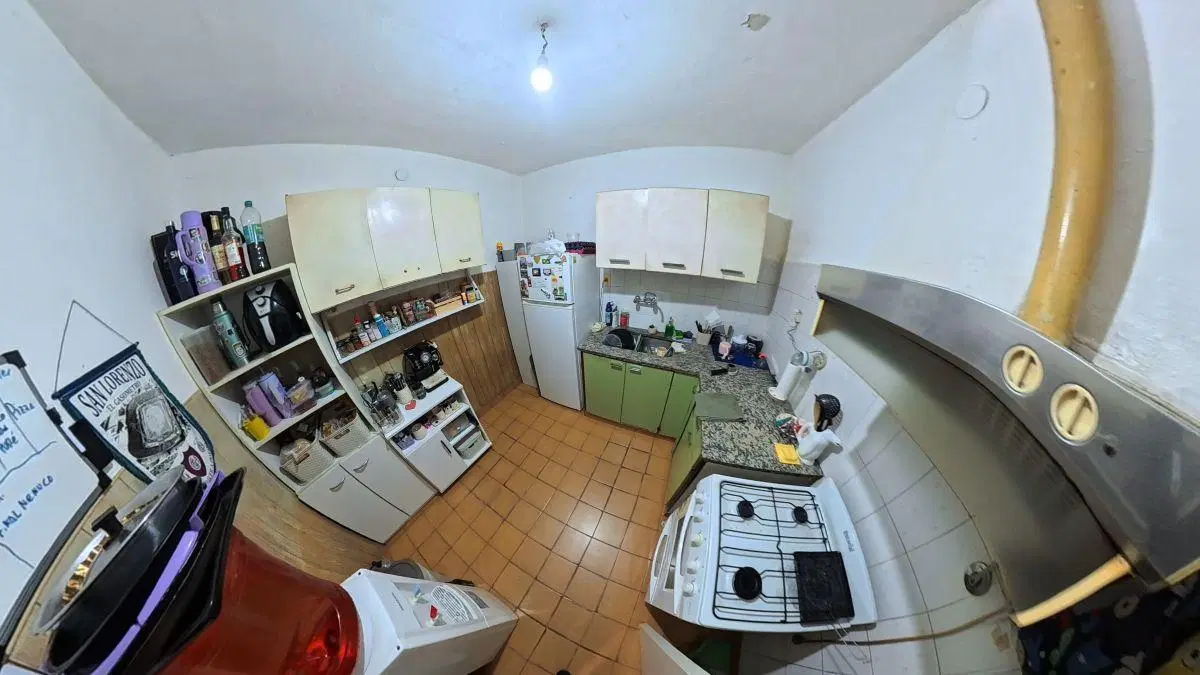 Casa 3 ambientes. Excelente ubicación en Lomas de Zamora. 8