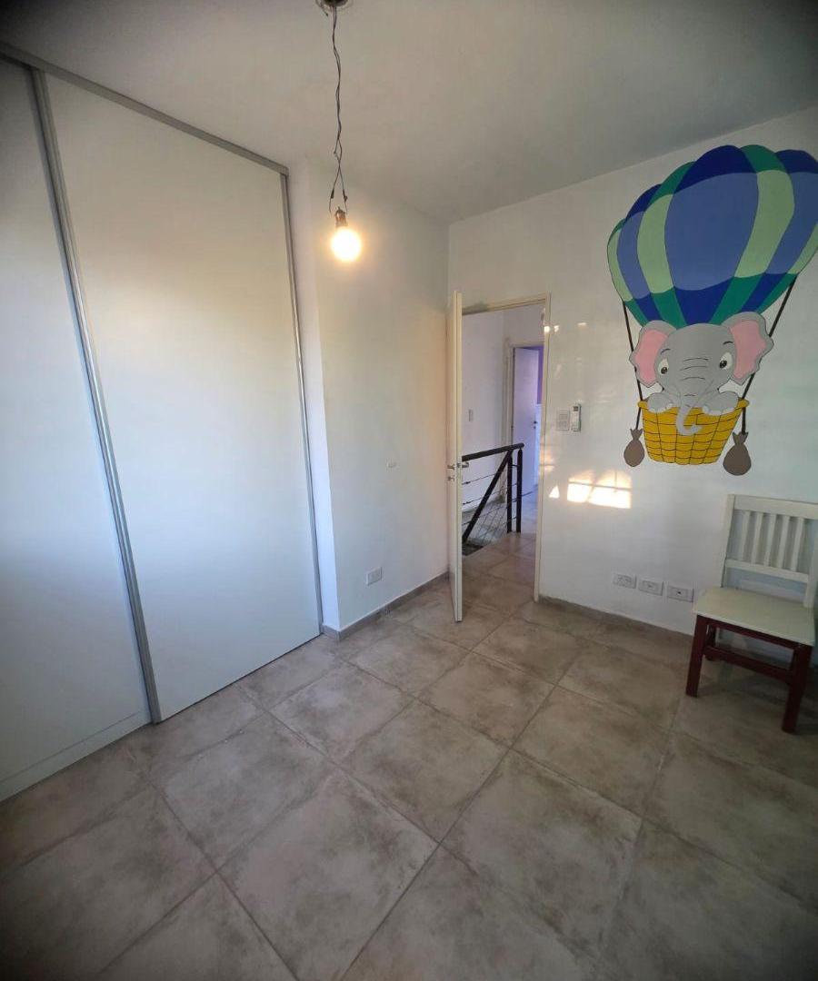 Foto de DEPARTAMENTO TIPO DUPLEX CON BALCON Y COCHERA, imagen 3