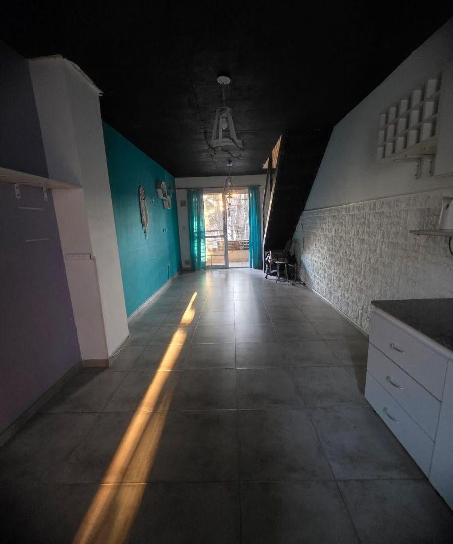 Foto de DEPARTAMENTO TIPO DUPLEX CON BALCON Y COCHERA, imagen 4