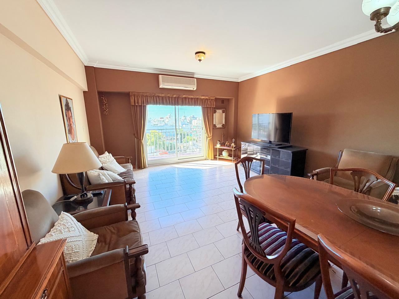 Foto de Departamento de 3 ambientes con dependecia y cochera, imagen 3