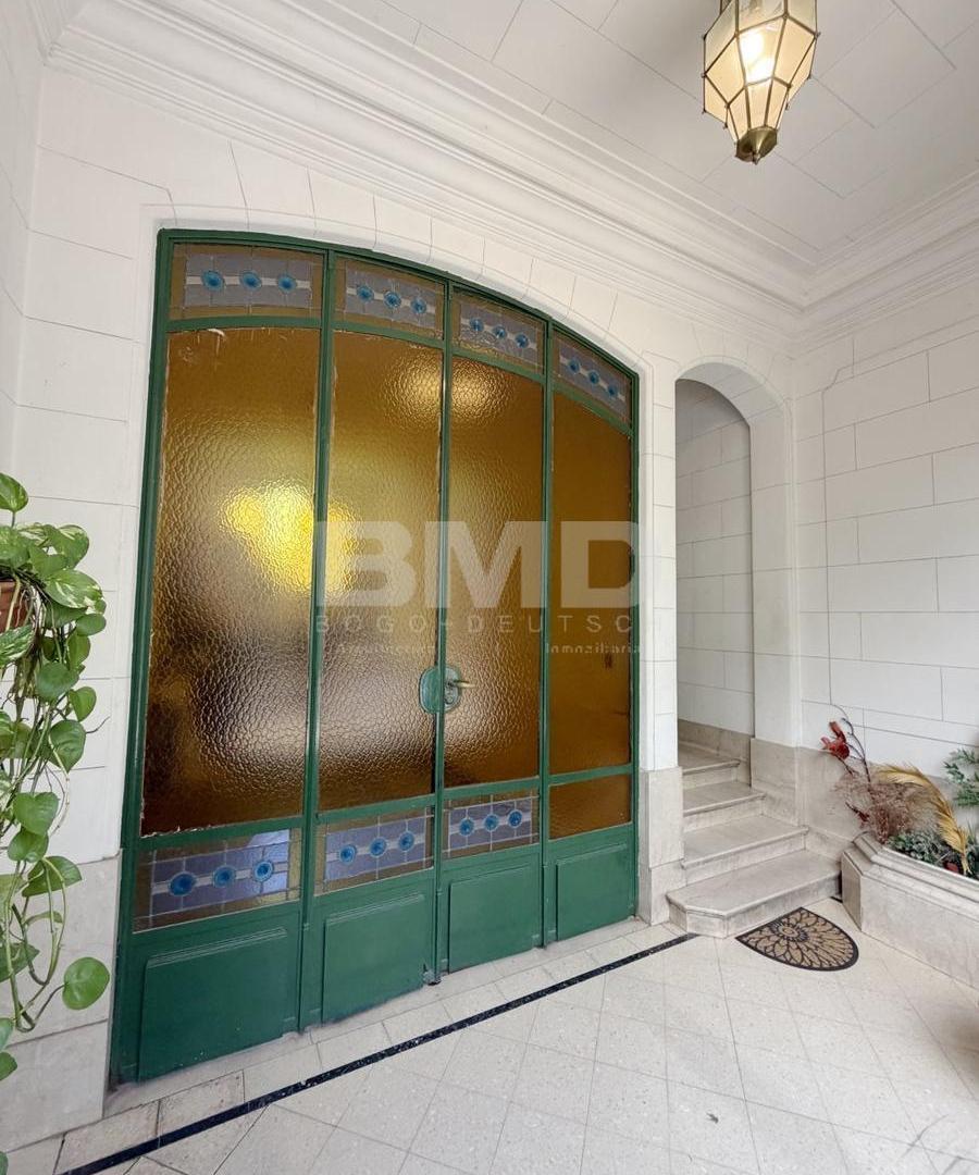 Foto de Casa en lote propio de 6 ambientes en caballito norte, imagen 2