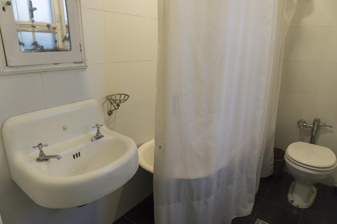 Duplex de 8 Ambientes con Patio y Terraza. 3