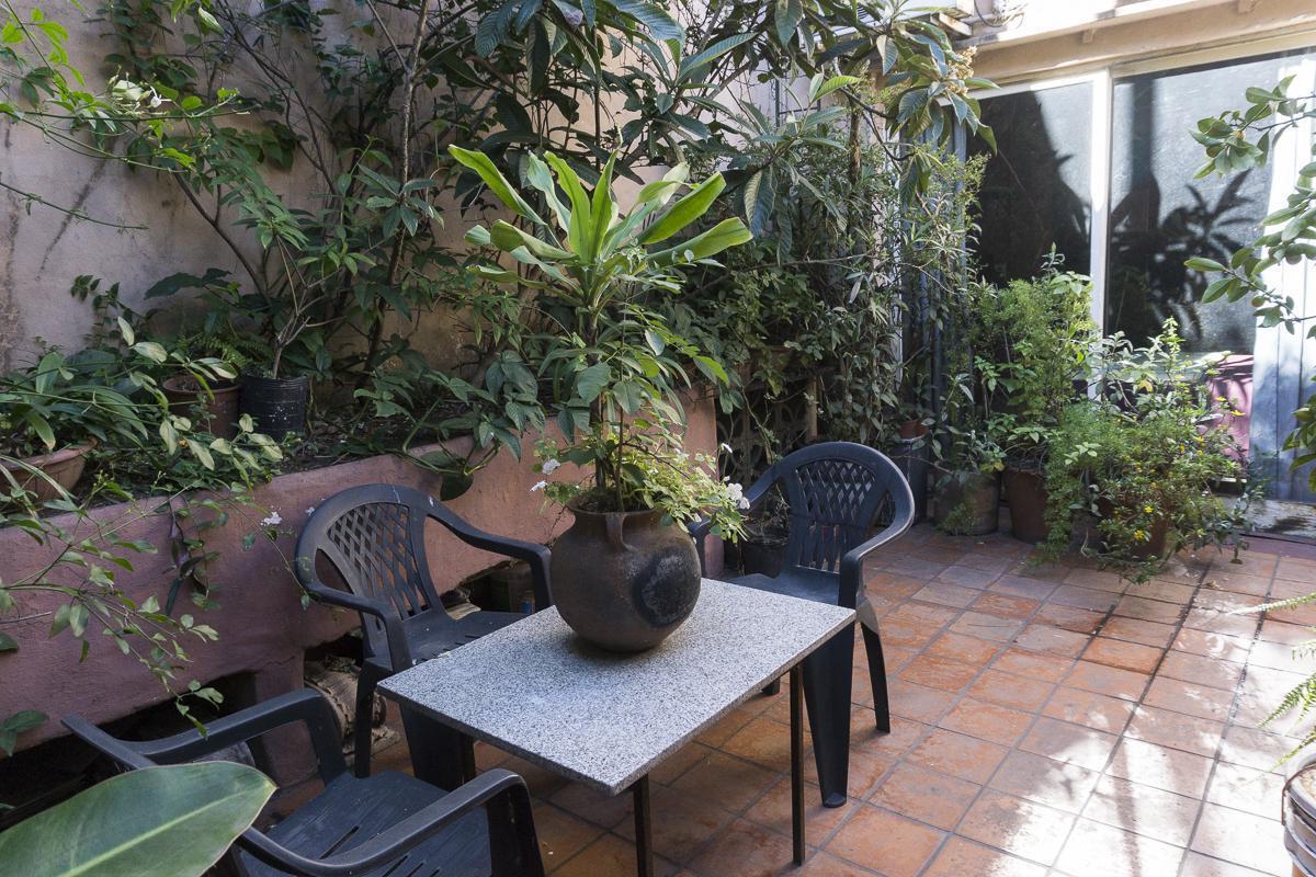 Casa con Local Comercial. 3
