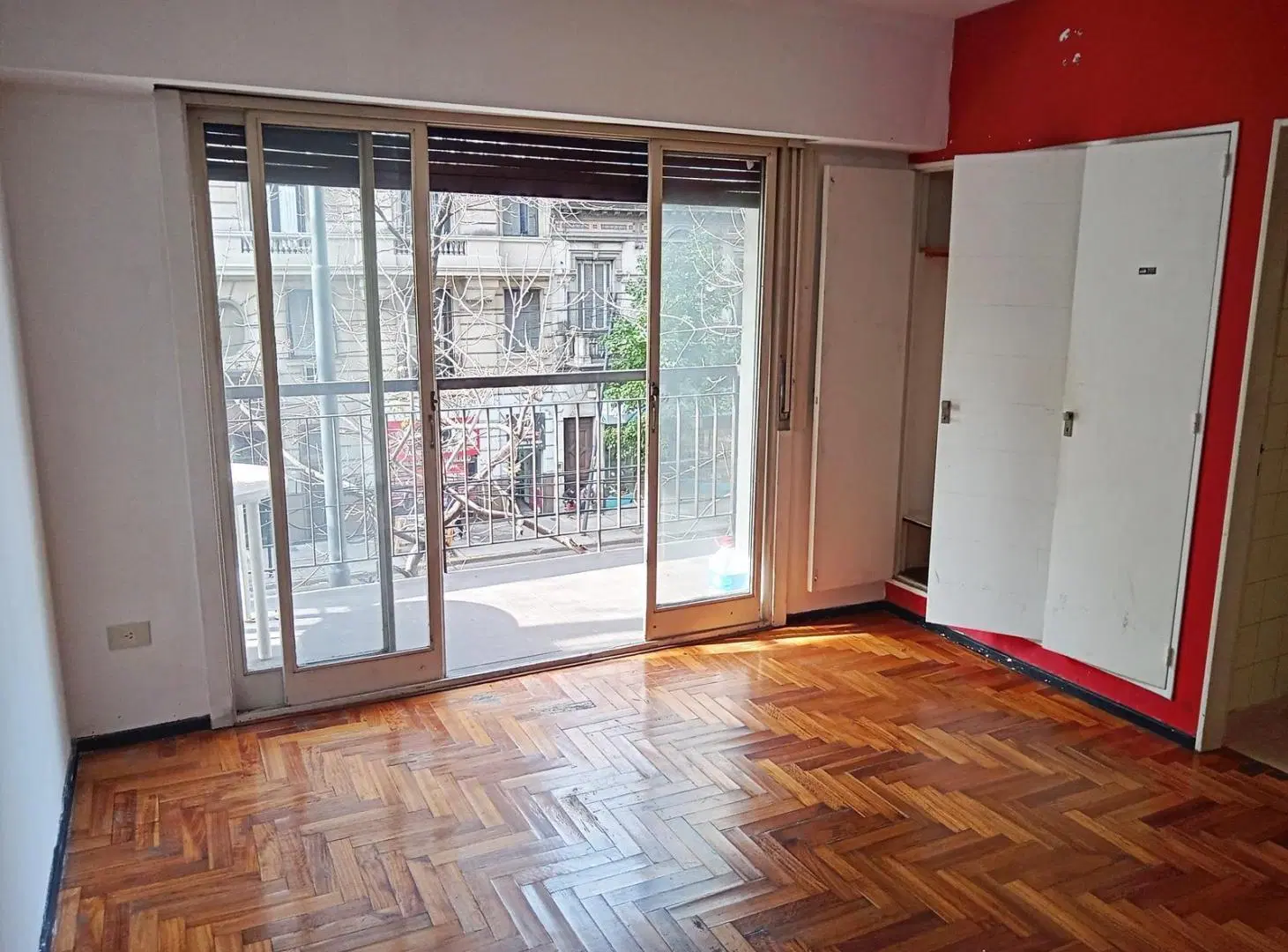 Monoambiente con balcón 4