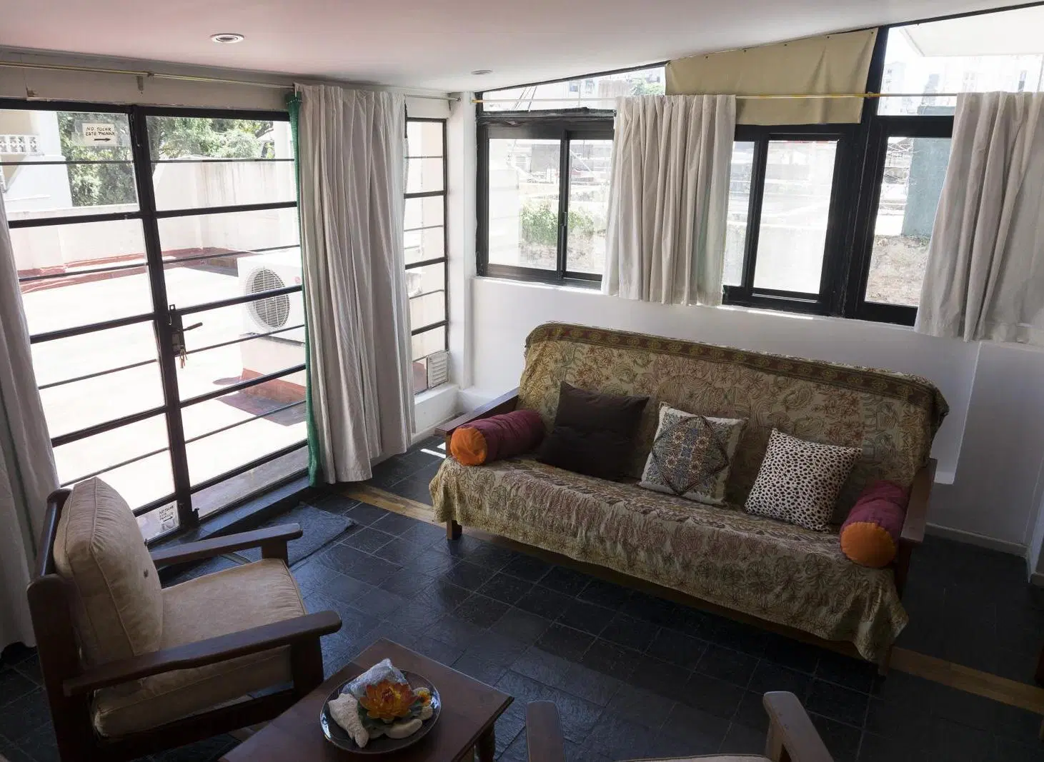 Depto. de 3 ambientes con terraza de 100 m2. 3