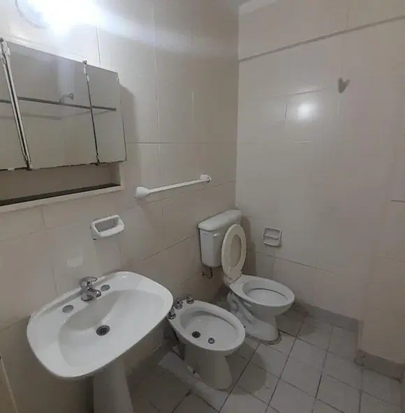 Departamento de 2 ambientes y 1/2 con patio. 5