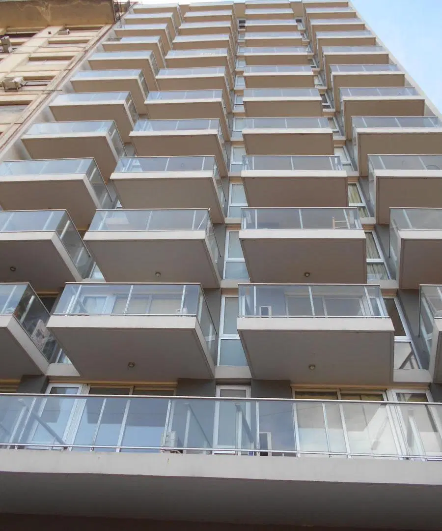 Monoambiente con balcón 2
