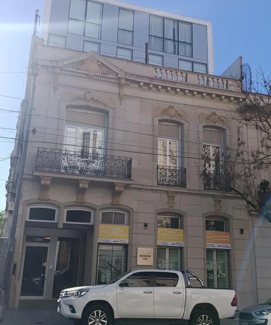 Monoambiente con balcón a estrenar 2