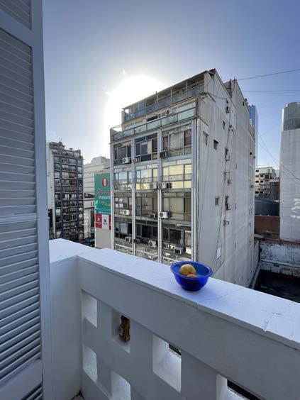 Foto de Monoambiente con balcón amoblado y equipado (incl expensas), imagen 3