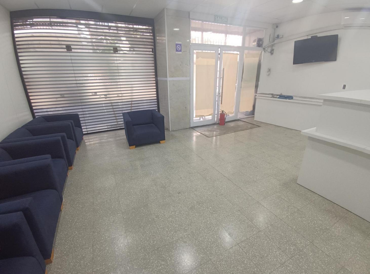 Foto de Local 212m2 apto todo destino, imagen 1