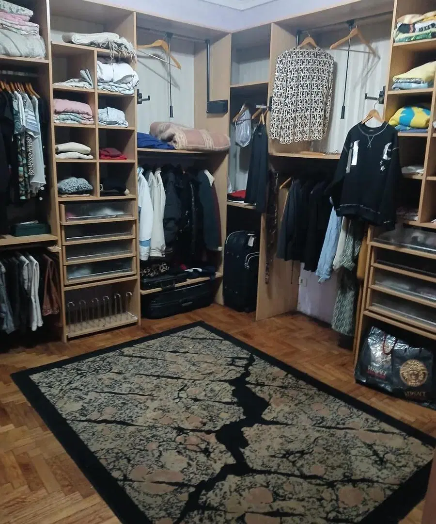 VENTA Casa 3 AMB. ESCRITORIO Y GGE en Monte Castro 4