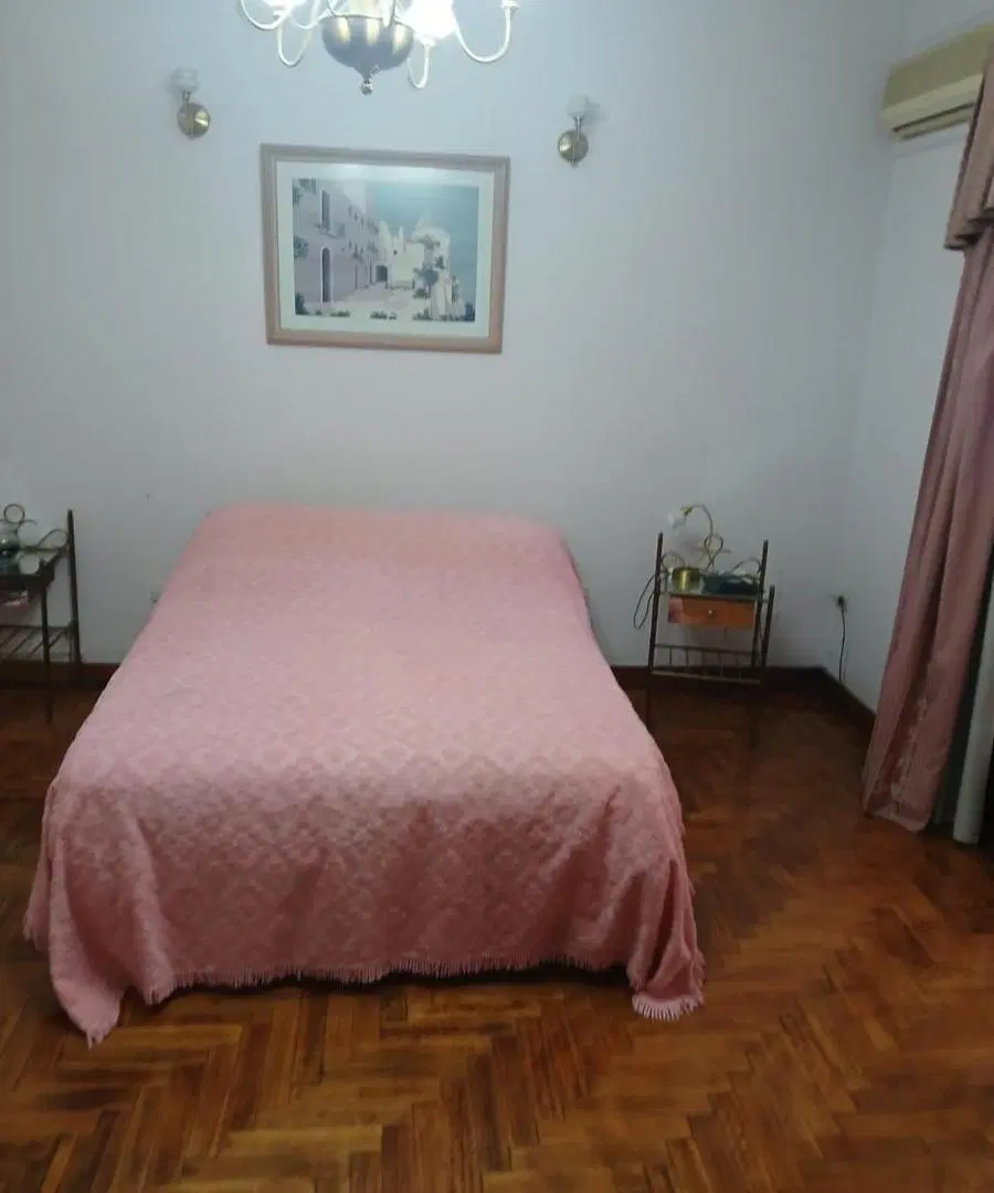 VENTA Casa 3 AMB. ESCRITORIO Y GGE en Monte Castro 3