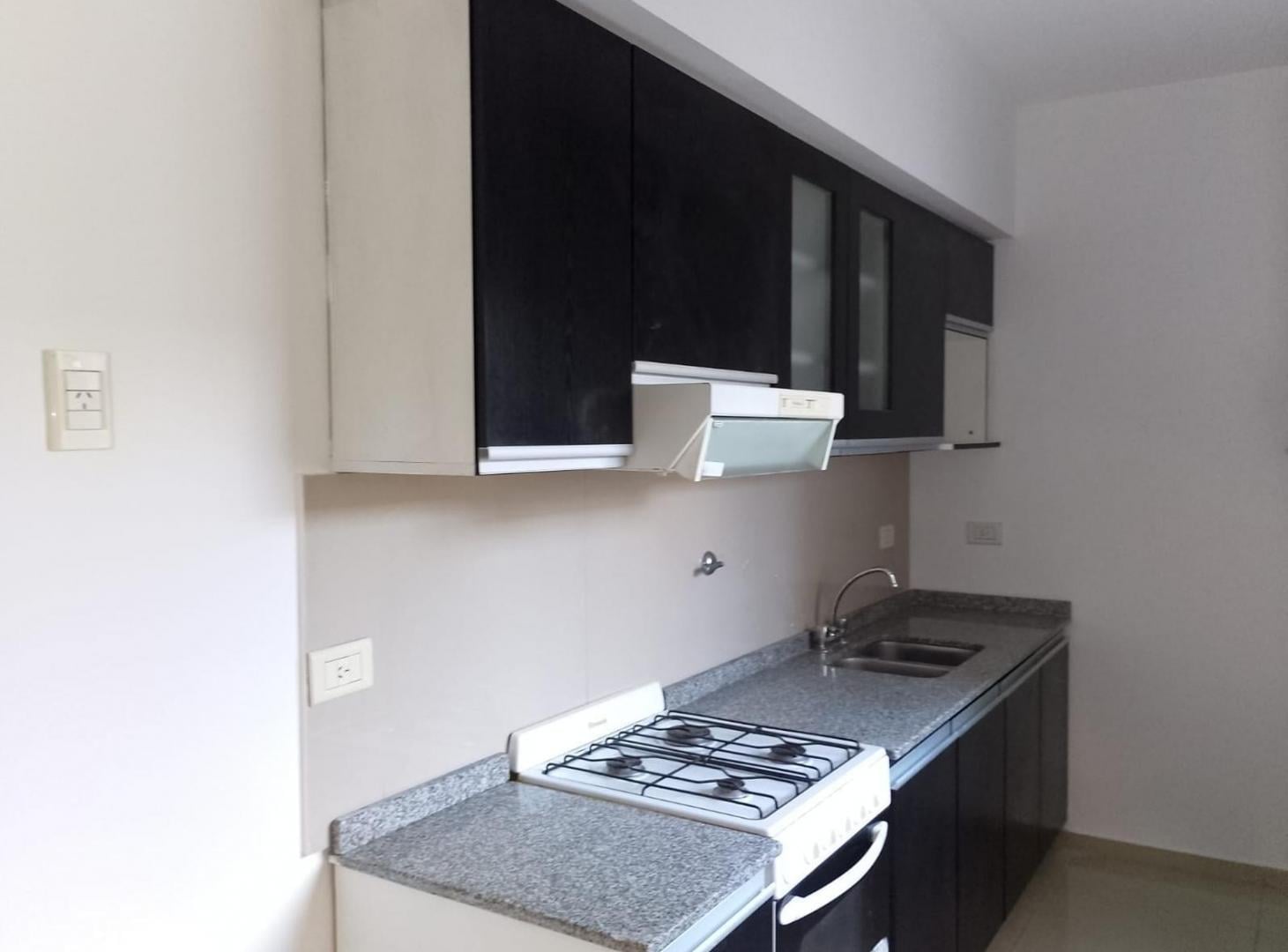 Foto de VENTA PH 2 Amb. Nuevo- con balcón - 1º x escalera - sin expensas - Apto, imagen 3