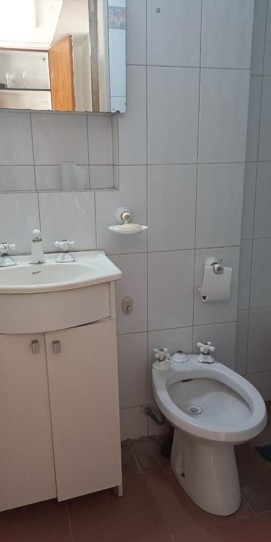 Foto de VENTA ALMAGRO MONOAMBIENTE AL FRENTE SUPER LUMINOSO, imagen 5