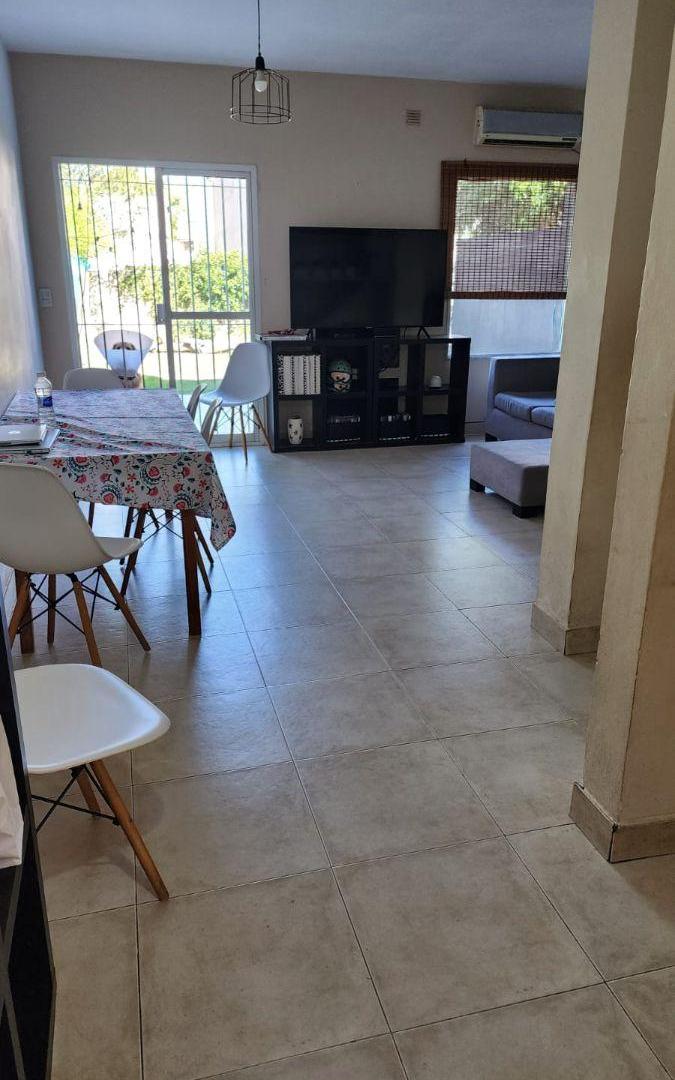 Foto de DÚPLEX 4 AMBIENTES EN ALQUILER EN VILLA ADELINA, imagen 3